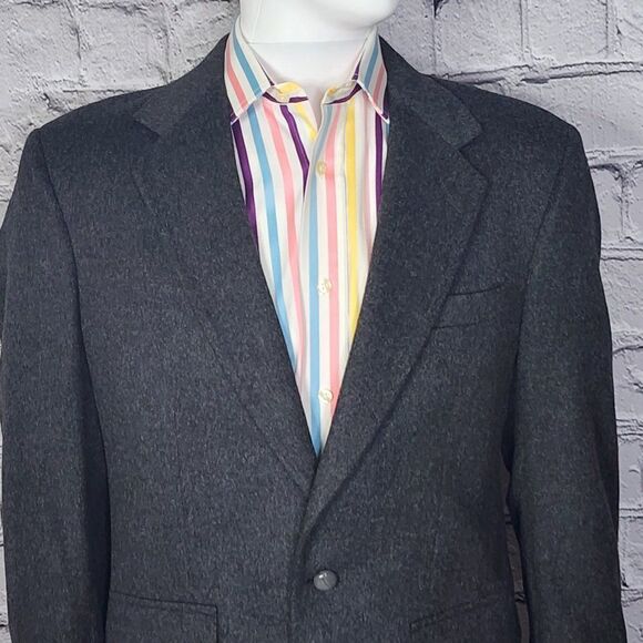 Vintage Other - Vintage Hunt Valley Grey Camelhair Sports Coat, Men's 40R